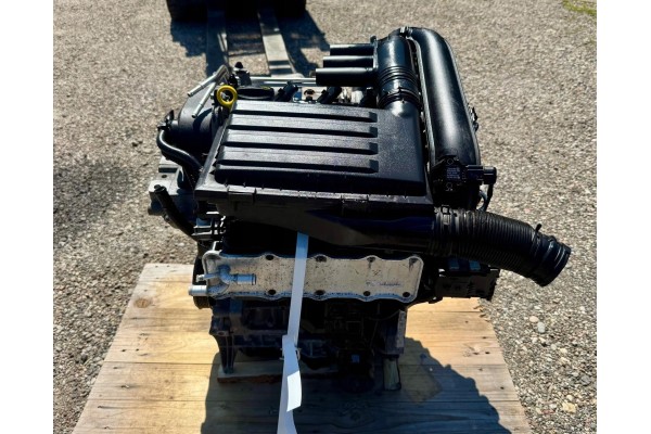 COMPLETE ENGINE AUDI A3 8V 13 16 1 4 TSI 122KM CXSA FILM Catalog number of the part CXS CXSA