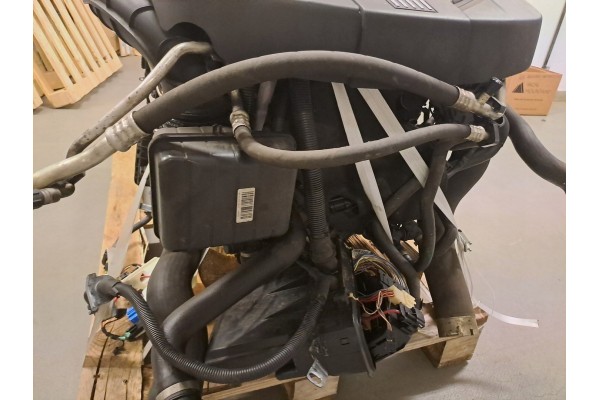 SILNIK BMW N47D20C N47 KOMPLETNY BMW F10 F11 F30 184KM 320d 520d EU6 Part manufacturer BMW OE