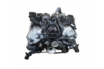 PETROL ENGINE BMW SERIES 5 F10 550i 4 4 N63B44A COMPLETE Engine type petrol