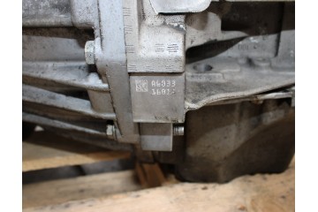 PETROL ENGINE CHEVROLET COLORADO LK5 4L60E Catalog number of the part LK5 4L60E