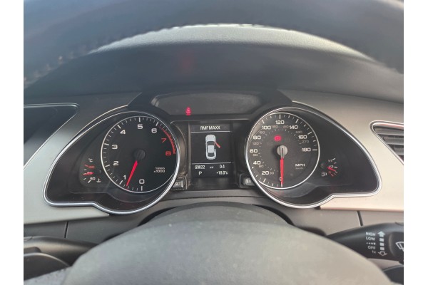 Sprzedam silnik CDNC oraz skrzynie NGU 69 tys mil przebiegu Part manufacturer Audi OE