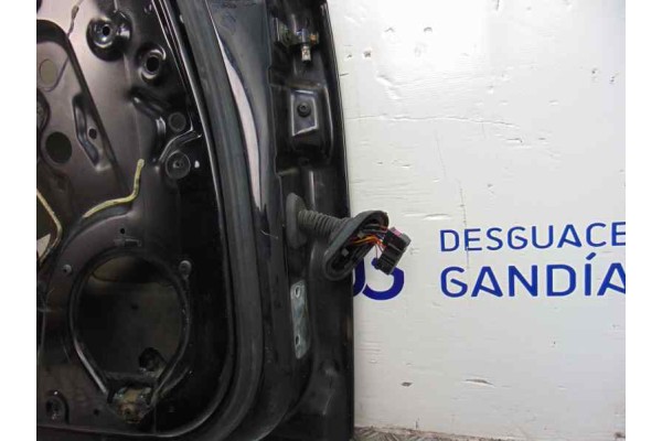 NEGRO PUERTA DELANTERA IZQUIERDA AUDI A4 AVANT (8E)