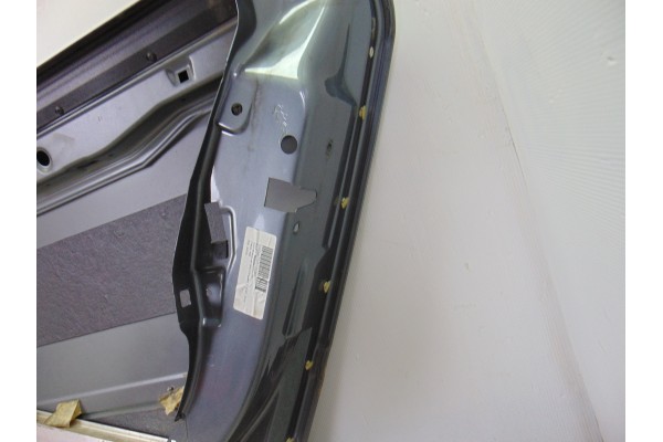 GRIS CENIZA PUERTA TRASERA DERECHA AUDI A6 BERLINA (4B2) 2.8 Quattro 2000 GRIS CENIZA 186352 AUDI - 3