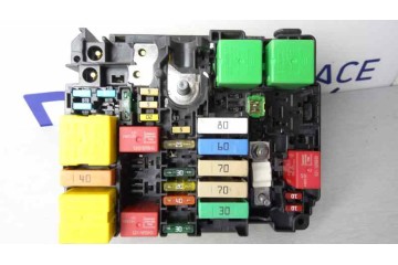9804848480 CAJA RELES / FUSIBLES CITROEN C4 CACTUS Feel 2014 9804848480 173796 CITROEN - 1