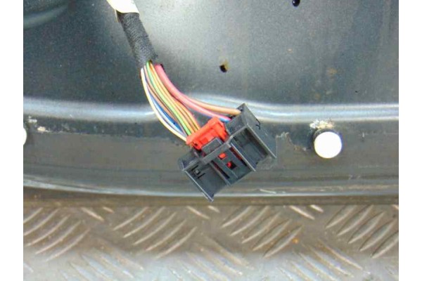 GRIS OSCURO PUERTA TRASERA IZQUIERDA AUDI A6 AVANT (4F5)