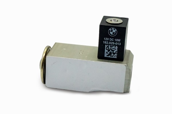 Electric expansion valve BMW G11 G12 G30 Part manufacturer BMW OE
