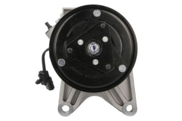 Air conditioning compressor THERMOTEC KTT090478