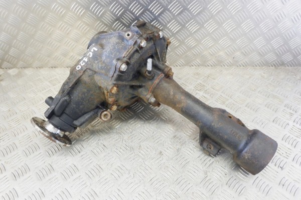 Reduktor przedni TOYOTA LAND CRUISER 120 _J12_ 411103D450 3 0L diesel