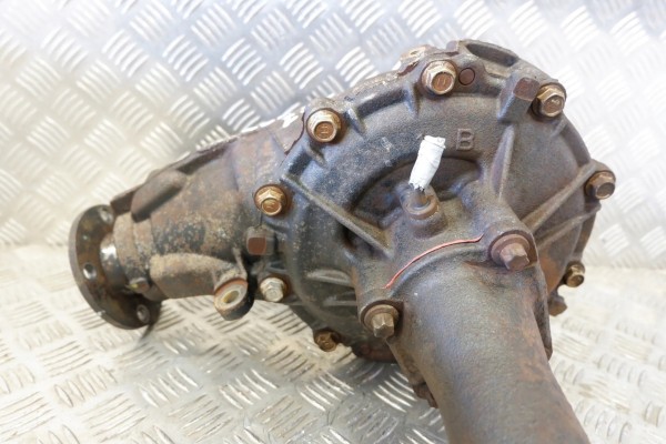 Reductor delantero TOYOTA LAND CRUISER 120 (J12) 411103D440 3.0L diés