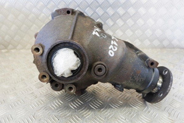 Reductor delantero TOYOTA LAND CRUISER 120 (J12) 411103D440 3.0L diés