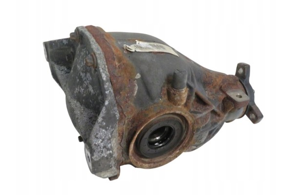 A2043500114 Diferencja tylnego osi MERCEDES BENZ C klasa W204 2007 2013