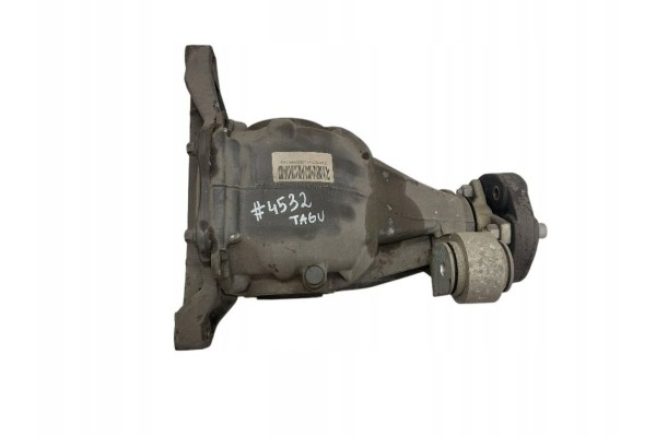 Dyferencja tylnego osi Mercedes Benz Klasy C A2033510505