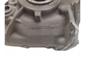 Diferencial trasero Mercedes-Benz Clase C A2033510505