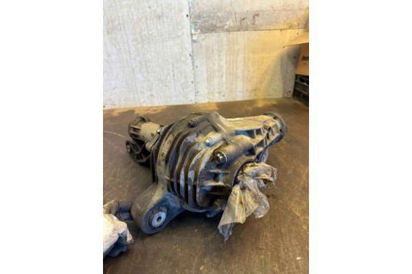 A1643302102 A164330210280 Diferencja przedniej osi MERCEDES BENZ GL Catalog number of the original A1643302102 A164330210280