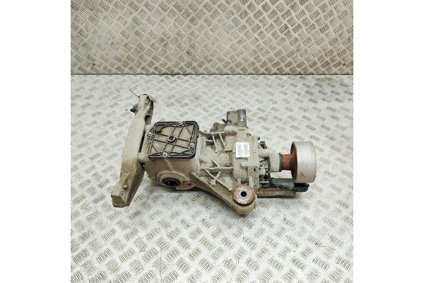 REDUKTOR TYLNY VOLVO V60 II 225 227 P1216707 33377773 2 0L 220kw 2023 Catalog number of the original P1216707