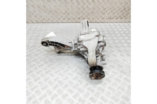 REDUKTOR PRZEDNI MERCEDES BENZ GLS X166 A1663303100 34831621 4 7L 335kw Part manufacturer Mercedes Benz OE