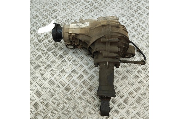 REDUKTOR PRZEDNI MERCEDES BENZ GL X166 4460060451 33719453 3 0L 190kw Part manufacturer Mercedes Benz OE