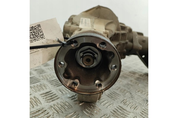 REDUKTOR PRZEDNI MERCEDES BENZ GL X166 4460060451 33719453 3 0L 190kw Catalog number of substitutes A1663300200