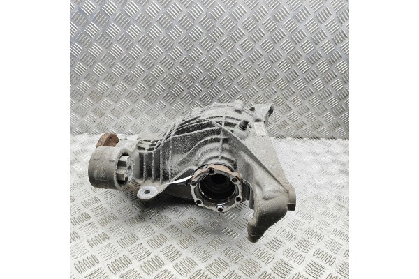 REDUKTOR TYLNY VW TOUAREG CR7 0G2500043B 34200499 3 0L 250kw 2020 Part manufacturer Volkswagen OE
