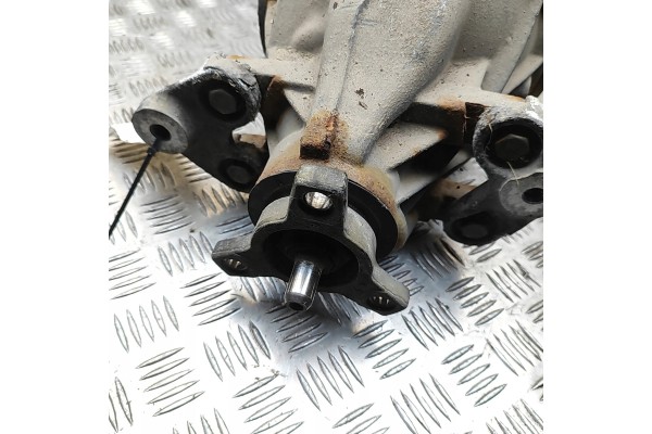 REDUKTOR TYLNY MERCEDES BENZ CL C216 A2213511505 33718476 4 7L 320kw 2010 Catalog number of substitutes A2213506814 A2163504600