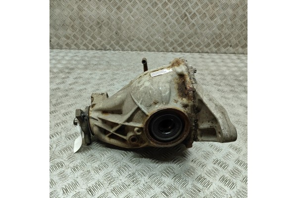 REDUKTOR TYLNY MERCEDES BENZ M W166 A1663502714 33359749 3 0L 190kw 2012 Part manufacturer Mercedes Benz OE