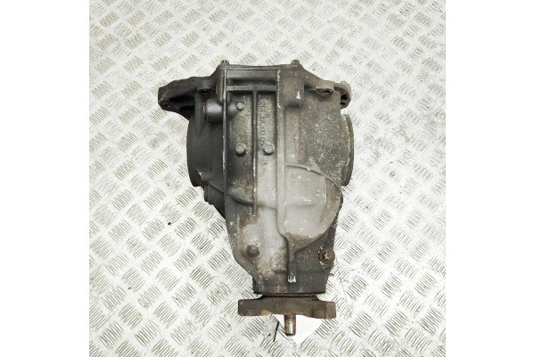 REDUKTOR TYLNY MERCEDES BENZ E W213 A2133500701 33590853 3 0L 295kw 2017 Part manufacturer Mercedes Benz OE