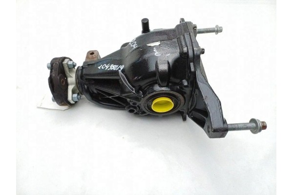 Rear reducer MERCEDES BENZ C W204 A2043501914 2 14L diesel 100kW 2013 Part manufacturer Mercedes Benz OE