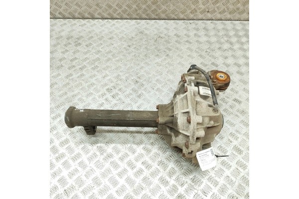 REDUKTOR PRZEDNI LAND ROVER DISCOVERY V L462 HPLA3017AA 32781107 3 0L
