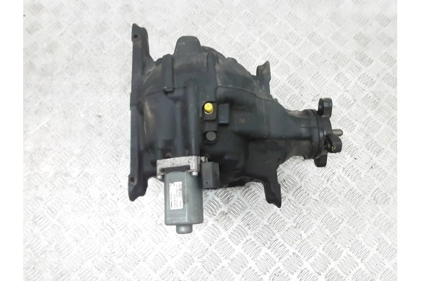 Rear reducer MERCEDES BENZ A2059060302 4 0L gasoline 430kW 2024