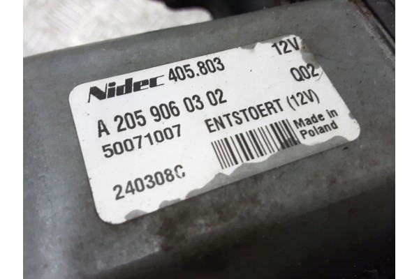 Reductor trasero MERCEDES-BENZ A2059060302 4.0L gasolina 430kW 2024