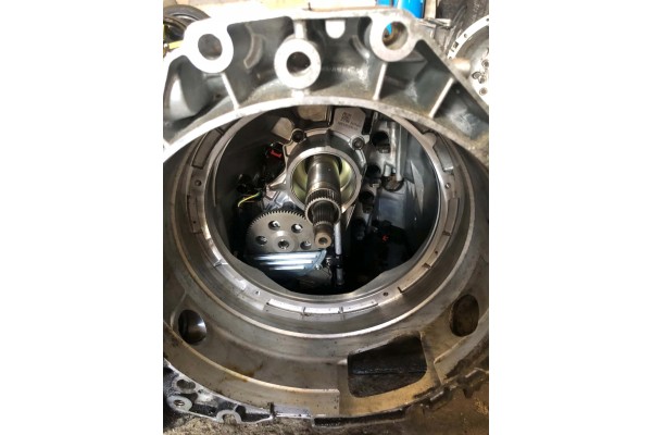 Box S Tronic DL501 LHK 0B5 301 383 E Audi Quattro Catalog number of the part 0B5 301 383