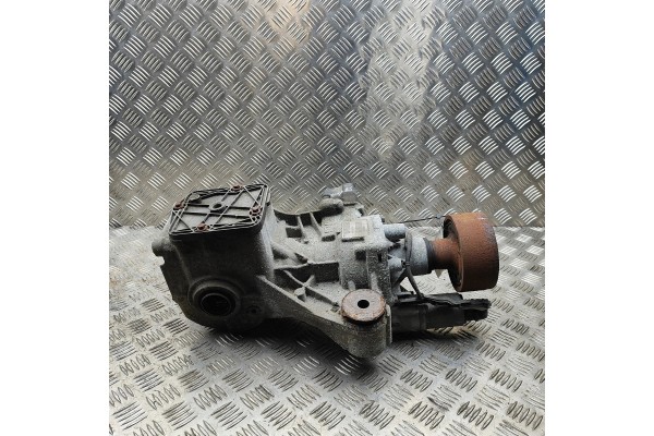 REAR REDUCER VOLVO V60 II 225 227 P31492601 33517579 2 0L 220kw 2021 Catalog number of the part P31492601