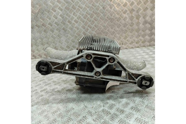 REAR REDUCER VW PHAETON 3D_ 01R500044T 32378768 6 0L 309kw 2003 Part manufacturer Volkswagen OE