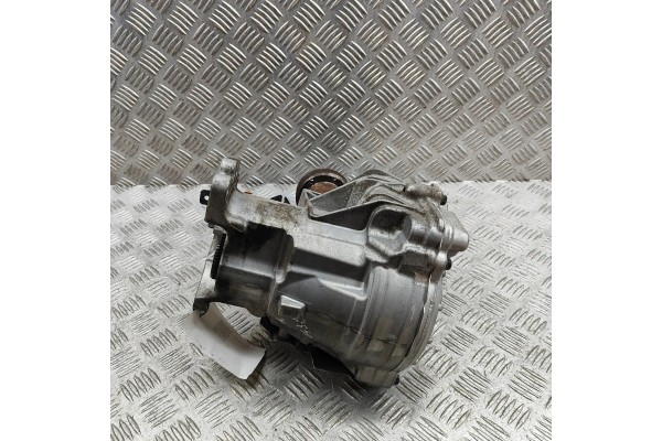 FRONT REDUCER VOLVO V60 II 225 227 32339090 32197929 2 0L 220kw 2022 Catalog number of the part 32339090