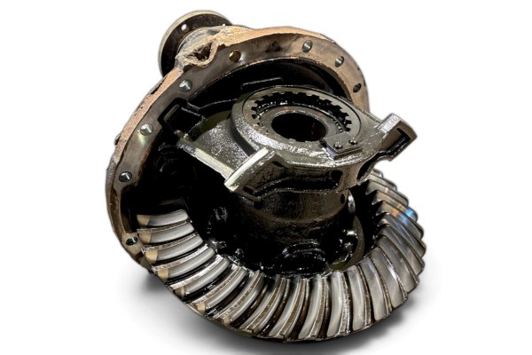 20587709 VOLVO Differential drive axle Part manufacturer Volvo OE