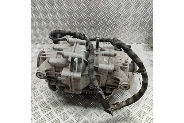 REAR REDUCER ALFA ROMEO STELVIO 949_ 552760260 31952962 2 9L 375kw 2018