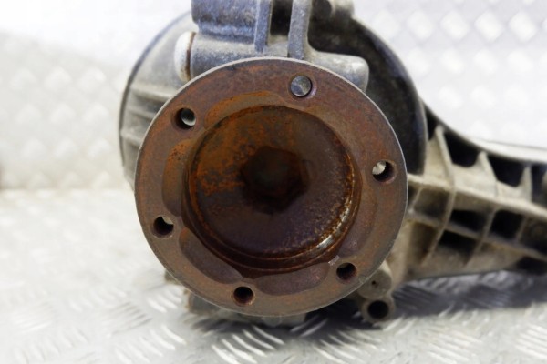 Rear reducer AUDI Q5 8R 0BD500043K 2 0L diesel 130kW 2015 Catalog number of the part 0BD500043K