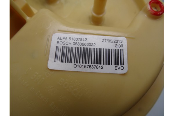 51807842 AFORADOR ALFA ROMEO GIULIETTA (191) Distinctive 2013 51807842 210294 ALFA ROMEO - 2