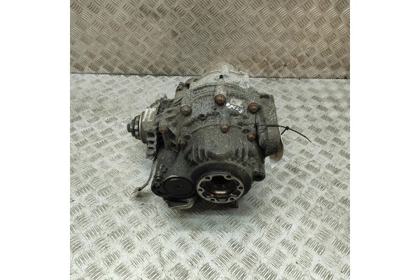 REAR REDUCER BMW X6 E71 E72 7597990 31262915 4 4L 408kw 2009 Part manufacturer BMW OE