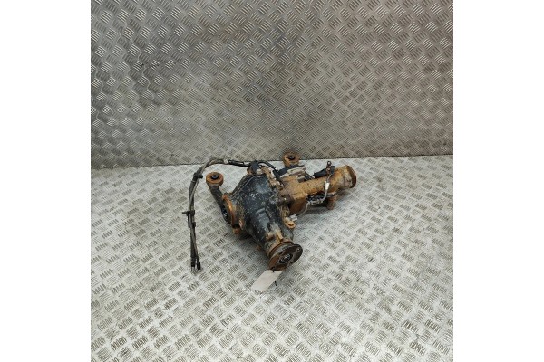 FRONT REDUCER TOYOTA HILUX VIII PICK UP _N 411100KA80 31054425 2 8L Catalog number of the original 411100KA80