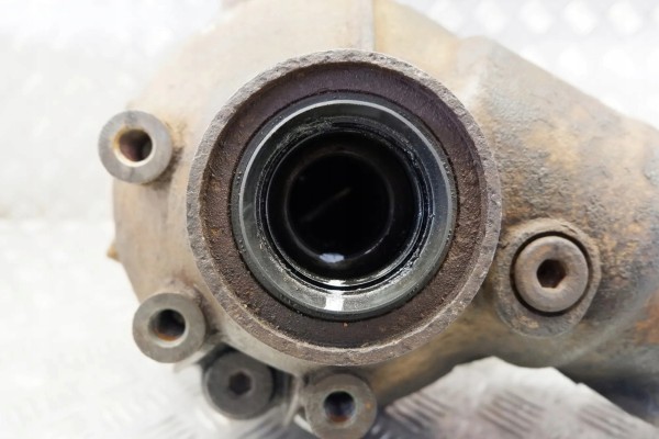 Reductor delantero TOYOTA LAND CRUISER 120 (J12) 411103D450 3.0L diés
