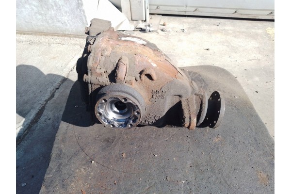 Rear differential 3 73 BMW E92 325i 7519941 AND 1 O4