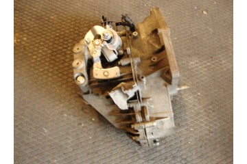Transmission Opel Zafira C 2 0 CDTI F40 2014r Catalog number of the part F40