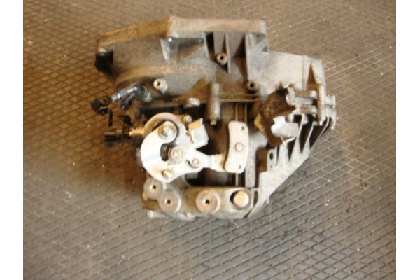 Transmission Opel Zafira C 2 0 CDTI F40 2014r Part manufacturer Opel OE