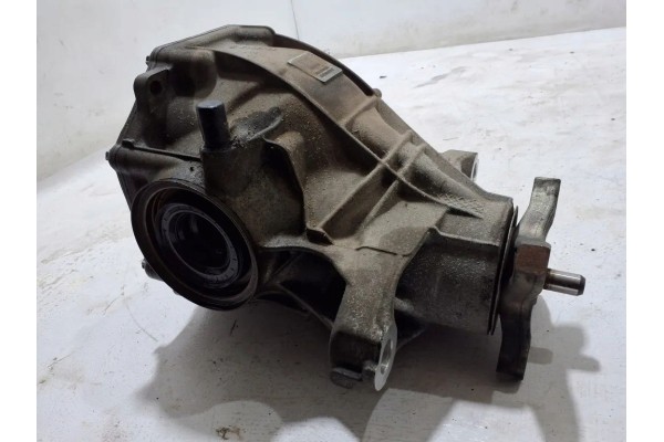 Rear reducer MERCEDES BENZ C W206 A2063508803 2 1L diesel 2023 Part manufacturer Mercedes Benz OE