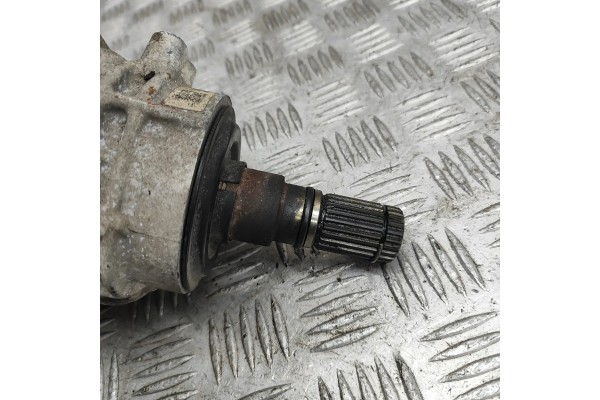 Reductor delantero Maserati Levante SUV (M161) 6700330290 30562734 3.0