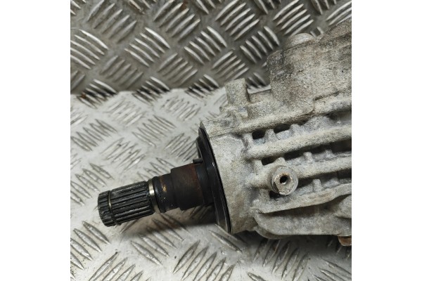 Reductor delantero Maserati Levante SUV (M161) 6700330290 30562734 3.0