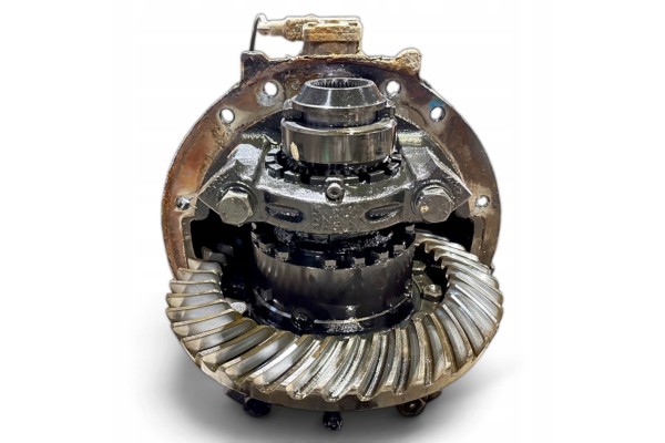 20814049 RENAULT TRUCKS Differential drive axle Car type trucks