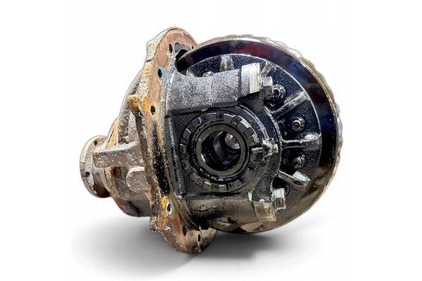 20814049 RENAULT TRUCKS Differential drive axle Product weight with unit packaging 140 kg
