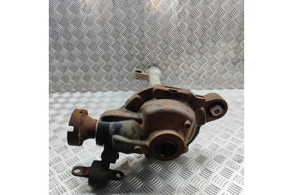 FRONT REDUCER FORD RANGER TKE 1806705 29828370 2 2L 110kw 2013 Part manufacturer Ford OE
